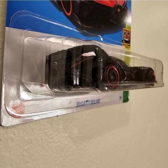 HotWheels Red Bugatti Bolide HW Exotics - Picture 2 of 7